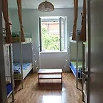 Backpackers 2 Hostal *